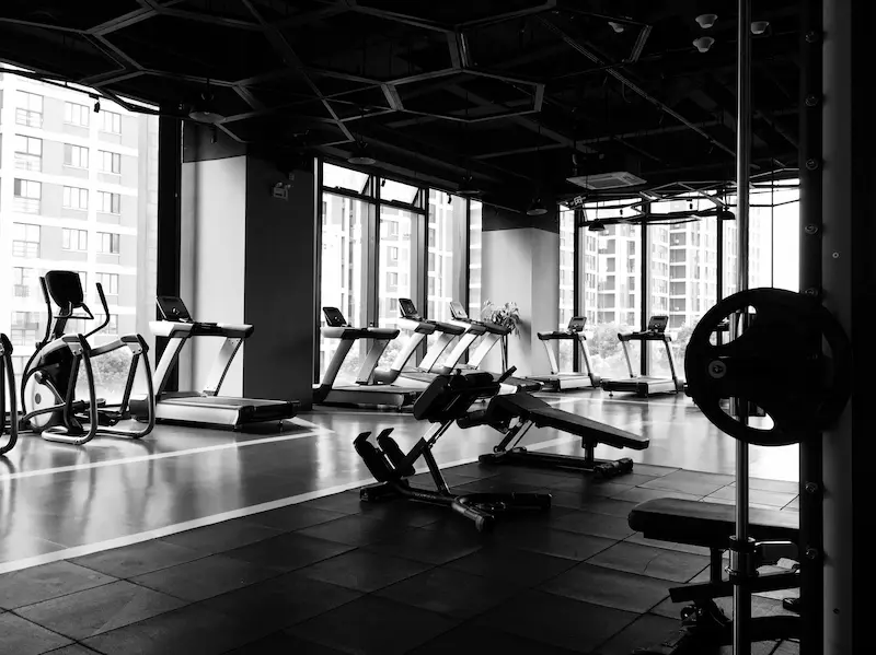 Anytime Fitness vs Planet Fitness vs Snap Fitness comparison dashboard showing franchise business models and unit economics analysis